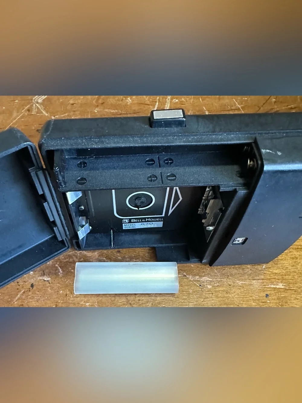 Bell & Howell 670 XL Super 8 Movie Camera Non-Reflex Black Film Format UNTESTED